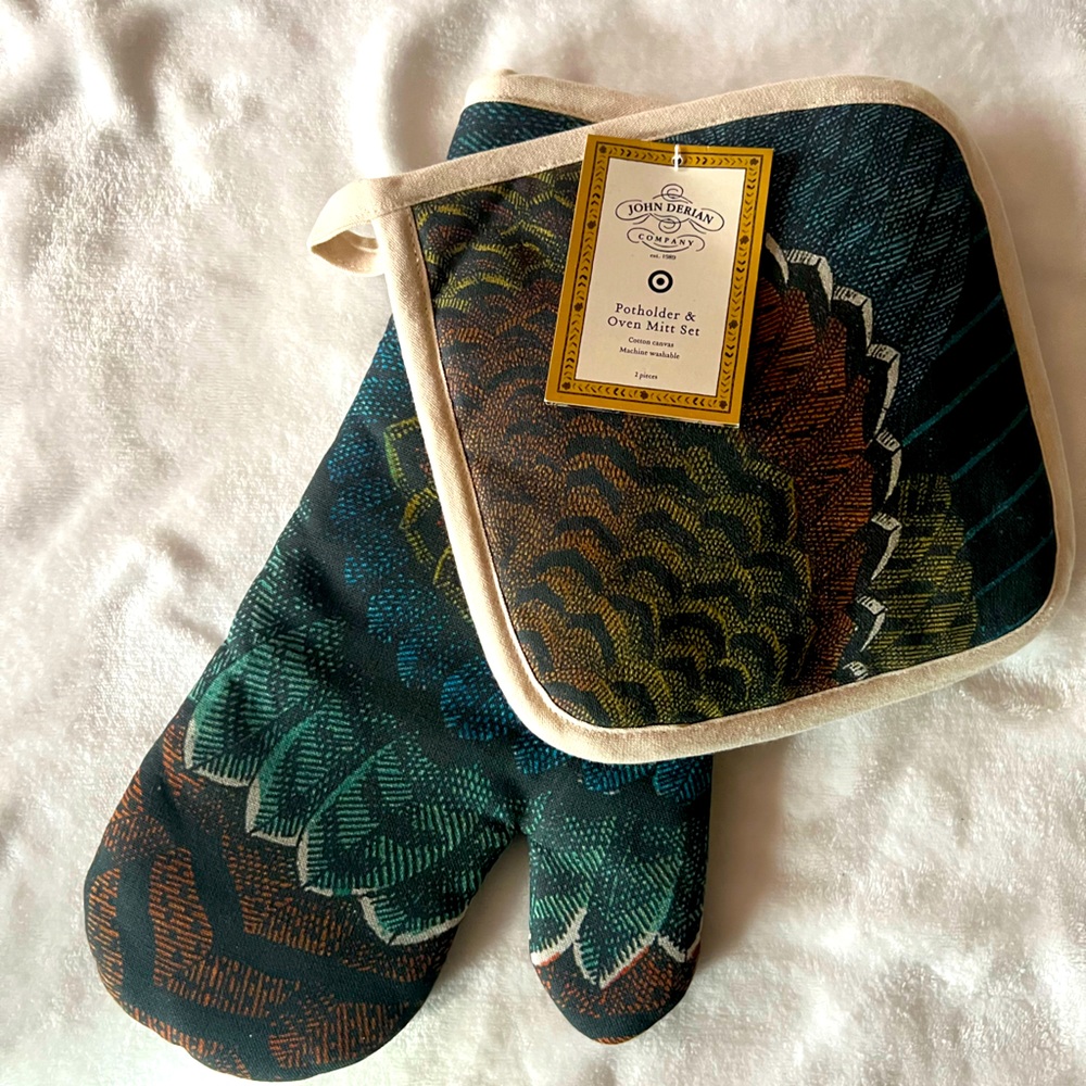 John Derian for Target Thanksgiving (2023) Potholder & Oven Mitt Set